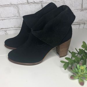 Ugg Thames Black Suede Ankle Boots